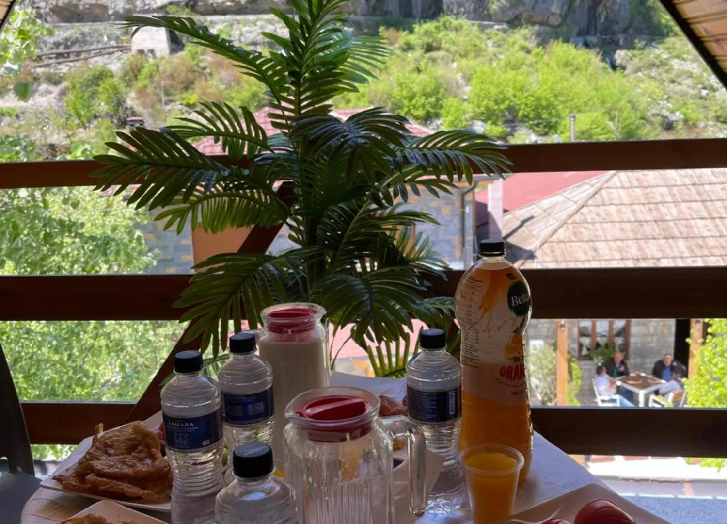 Rireyana Hotel Tamare